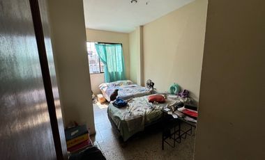 En venta casa rentera en Orquídeas, atrás del Mall Del Norte.