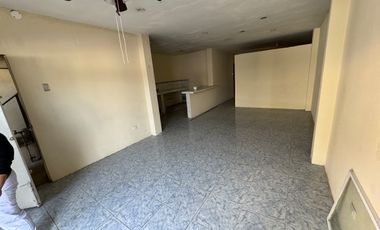 En venta casa rentera en Orquídeas, atrás del Mall Del Norte.