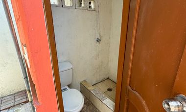 En venta casa rentera en Orquídeas, atrás del Mall Del Norte.