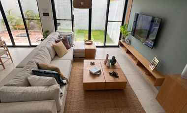 Casa en Venta en Cancún – Residencial con Parque de 3,200 m2 y Alberca