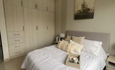 Casa en Venta en Cancún – Exclusiva, con Alberca y Parque de 3.2 Hectáreas