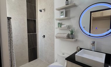 Casa en Venta en Cancún – Exclusiva, con Alberca y Parque de 3.2 Hectáreas