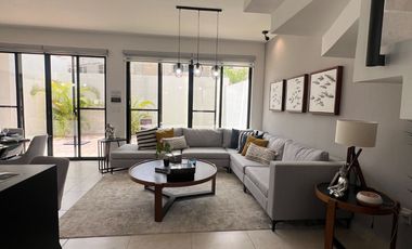 Casa en Venta en Cancún – Exclusiva, con Alberca y Parque de 3.2 Hectáreas