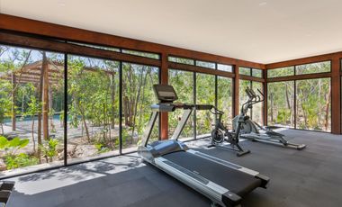 Casa en venta en Tulum, residencial privado con carril de nado!