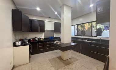 FOR RENT 5 Bedroom Duplex in White Plains, Quezon City - OBRH783
