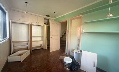 FOR RENT 5 Bedroom Duplex in White Plains, Quezon City - OBRH783