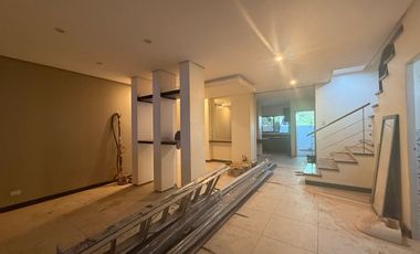 FOR RENT 5 Bedroom Duplex in White Plains, Quezon City - OBRH783