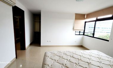 CIUDAD COLON ELEGANTE DEPARTAMENTO DOS DORMITORIOS DOS PARQUEOS
