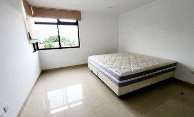 CIUDAD COLON ELEGANTE DEPARTAMENTO DOS DORMITORIOS DOS PARQUEOS