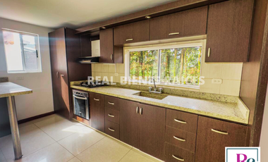 Casa en Venta – Espaciosa, Moderna y en Unidad Cerrada