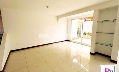 Casa en Venta – Espaciosa, Moderna y en Unidad Cerrada