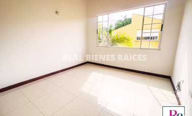 Casa en Venta – Espaciosa, Moderna y en Unidad Cerrada