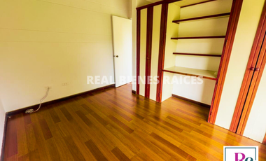 Casa en Venta – Espaciosa, Moderna y en Unidad Cerrada