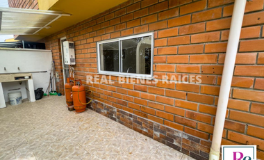 Casa en Venta – Espaciosa, Moderna y en Unidad Cerrada