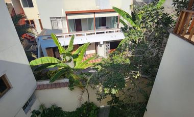 SE VENDE CASA EN MAGDALENA LÍMITE CON SAN ISIDRO