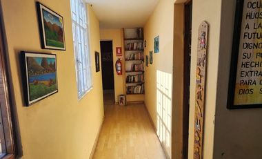 SE VENDE CASA EN MAGDALENA LÍMITE CON SAN ISIDRO