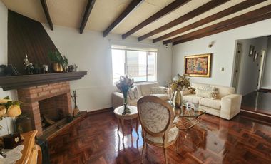 SE VENDE CASA EN MAGDALENA LÍMITE CON SAN ISIDRO