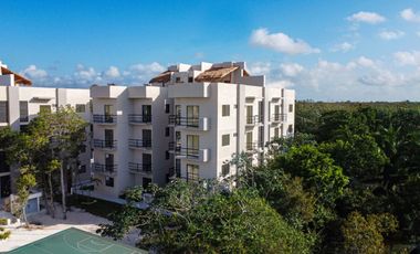 Departamento en venta en Puerto Morelos con Albercas, Gimnasio y Seguridad