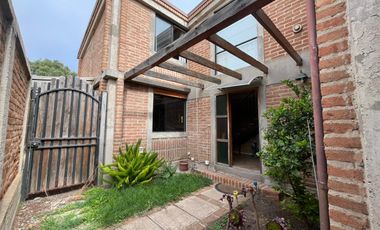 Concón, Condominio, amplia casa 4 dormitorios, 2 estacionamientos