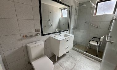Concón, Condominio, amplia casa 4 dormitorios, 2 estacionamientos