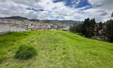 AMPLIO TERRENO TOTALMENTE PLANO