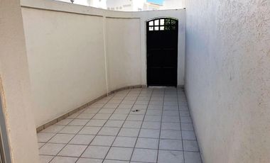 CASA EN RENTA – CONDOMINIO VILLA ROMANA, EL REFUGIO, QUERÉTARO