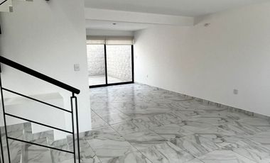 CASA EN RENTA EN ZANTE ZAKIA QUERETARO