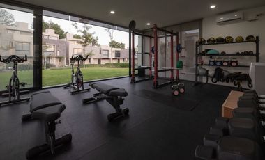 CASA EN GALERIAS SANTA ANITA 4 HABITACIONES ACABADOS DE MARMOL