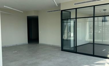 Oficina completa en Venta en Distrito V