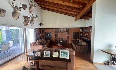 Venta Casa en Fraccionamiento Av Los Reyes por Caseta Atlixcayotl