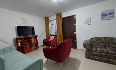 VENTA DE CASA TRES PISOS EN ICA