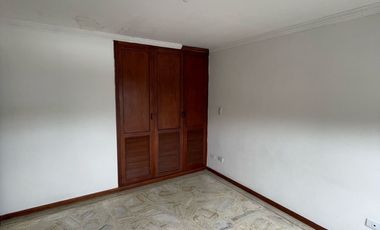 APARTAMENTO EN EL BARRIO LAS MERCEDES