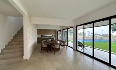 CASA EN VENTA EN FRACCIONAMIENTO LOMAS DE COCOYOC MORELOS
