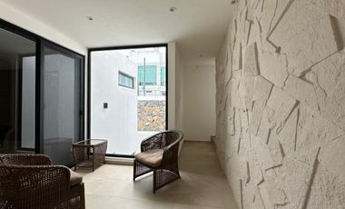 CASA EN VENTA EN FRACCIONAMIENTO LOMAS DE COCOYOC MORELOS