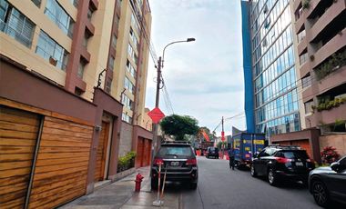 DEPARTAMENTO DÚPLEX EN VENTA 1101 M2 CALLE EL BOULEVARD - SANTIAGO DE SURCO