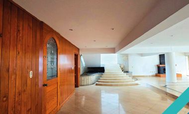 DEPARTAMENTO DÚPLEX EN VENTA 1101 M2 CALLE EL BOULEVARD - SANTIAGO DE SURCO