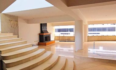 DEPARTAMENTO DÚPLEX EN VENTA 1101 M2 CALLE EL BOULEVARD - SANTIAGO DE SURCO
