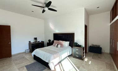 CASA EN VENTA EN FRACCIONAMIENTO LOMAS DE COCOYOC MORELOS
