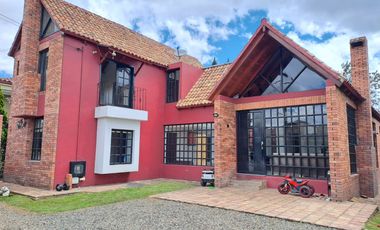 🏡 Exclusiva Casa Campestre en Chía – Un Refugio de Tranquilidad y Elegancia 🏡