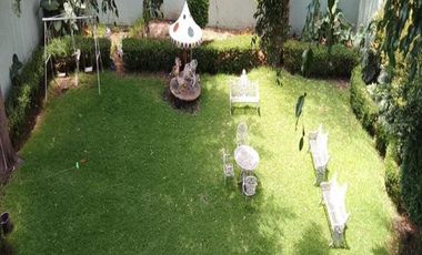 RESIDENCIA MUY UBICADA