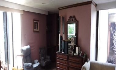 RESIDENCIA MUY UBICADA