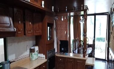 RESIDENCIA MUY UBICADA