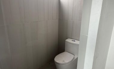 BODEGA NUEVA EN VENTA EN GUADALUPE N.L., ZONA COL DIVISION DEL NORTE, T= 724.5 m2 Y C= ESTIMADA 823.87 m2,, A 500 MTS DE CARRRETERA ANTIGUA A REYNOSA