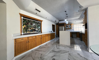 Casa en Venta en Bosques de Senecu, Juárez, Chihuahua Published