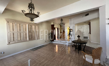 Casa en Venta en Bosques de Senecu, Juárez, Chihuahua Published