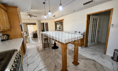 Casa en Venta en Bosques de Senecu, Juárez, Chihuahua Published