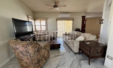 Casa en Venta en Bosques de Senecu, Juárez, Chihuahua Published