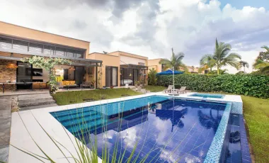 TE BRINDO EN ALQUILER LINDA FINCA EN PIEDECUESTA EL OASIS LLAMANOS AL3013189397 LOS ESPERAMOS.