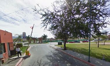 Casa En Remate Bancario En Fraccionamiento Club De Golf Paraíso, Morelos