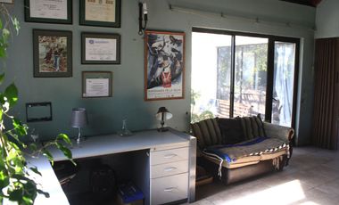 Casa a un lado de Mall La Florida Go e Iplacex